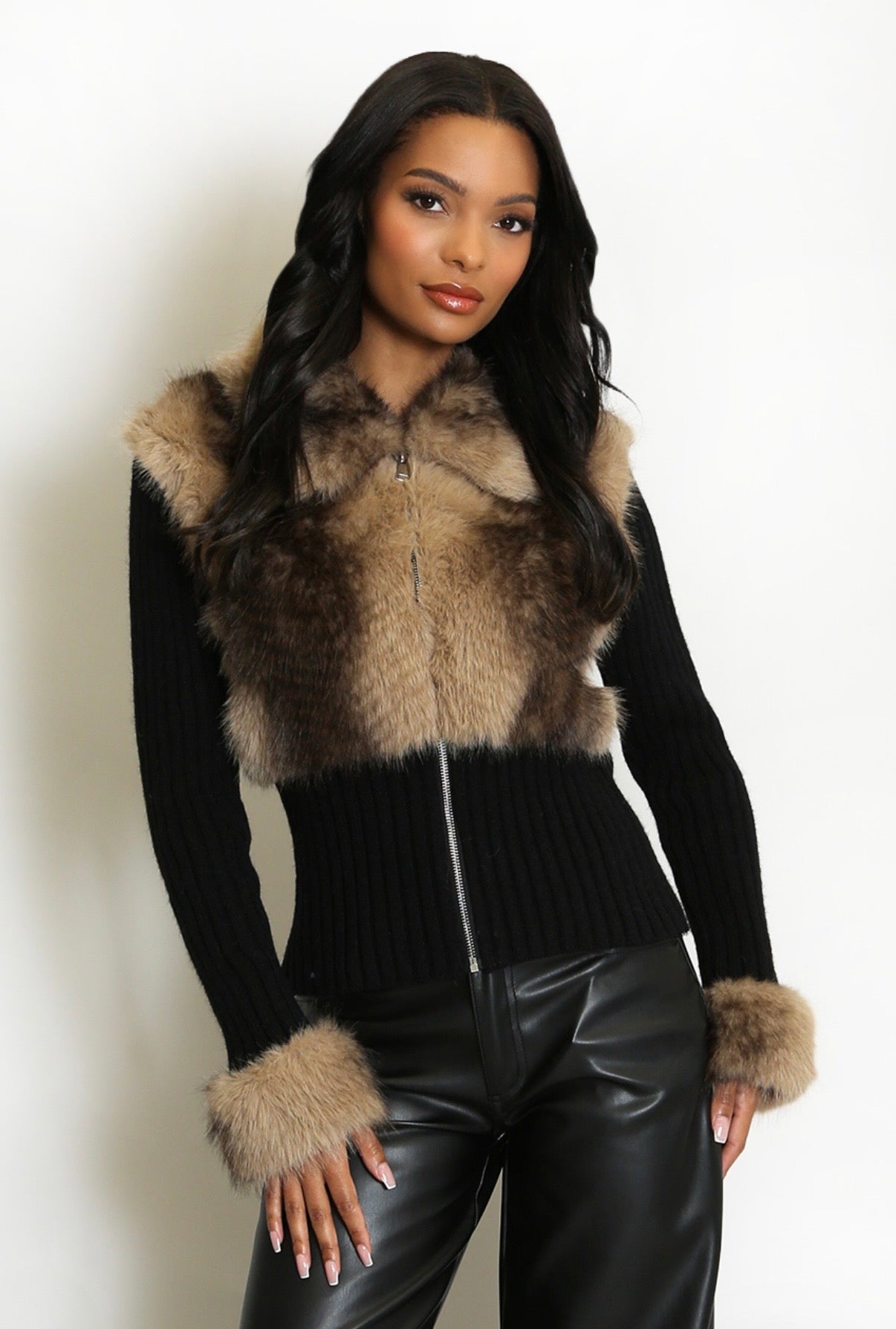 Icon Fur Zip - Black – DEVINE